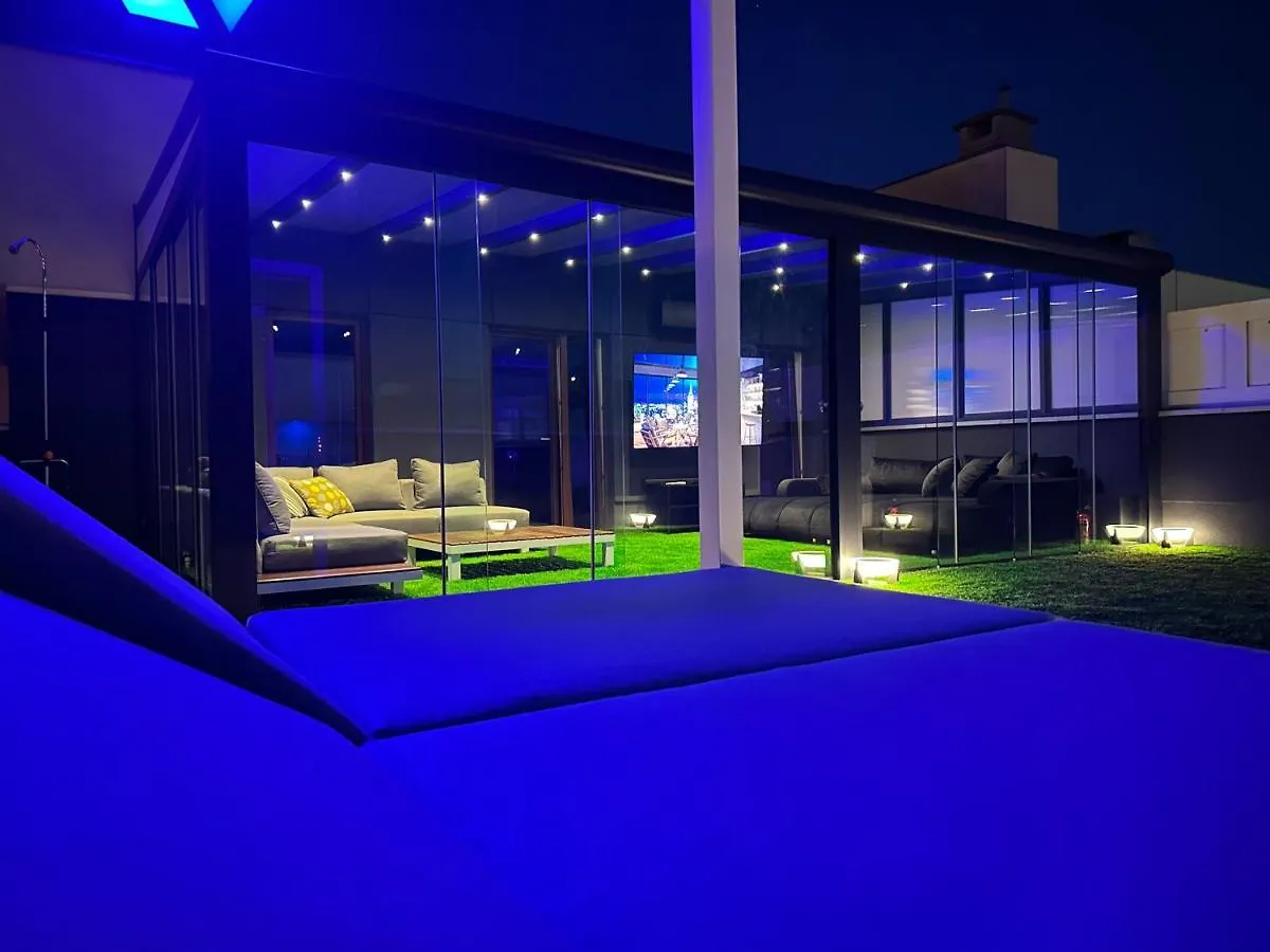 Luxury Apartament Z Duzym Tarasem - Park City 포즈난 폴란드