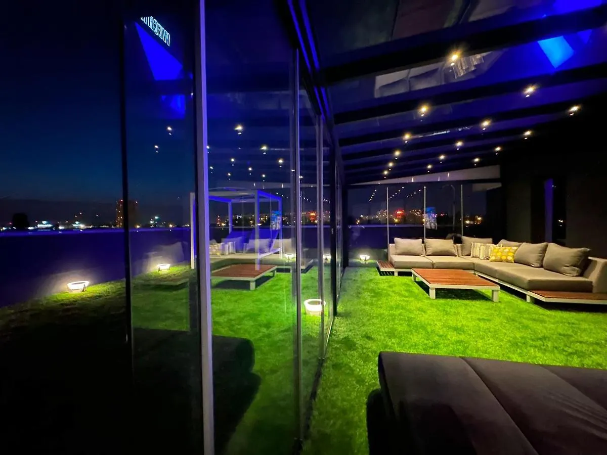Luxury Apartament Z Duzym Tarasem - Park City 포즈난 0*,  폴란드