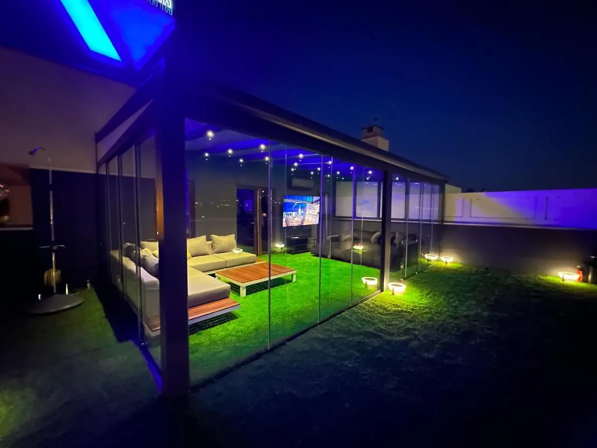 Luxury Apartament Z Duzym Tarasem - Park City 포즈난 0*,  폴란드