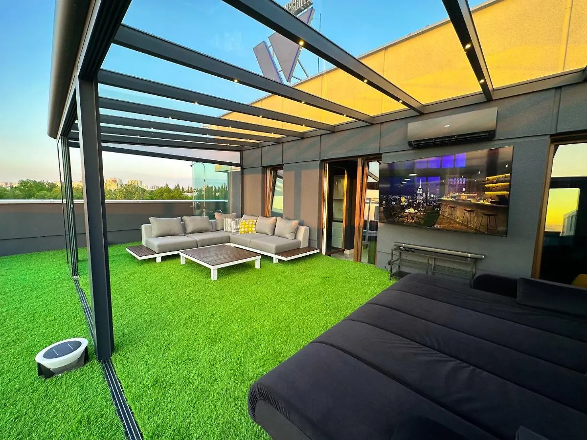 Luxury Apartament Z Duzym Tarasem - Park City 포즈난 폴란드