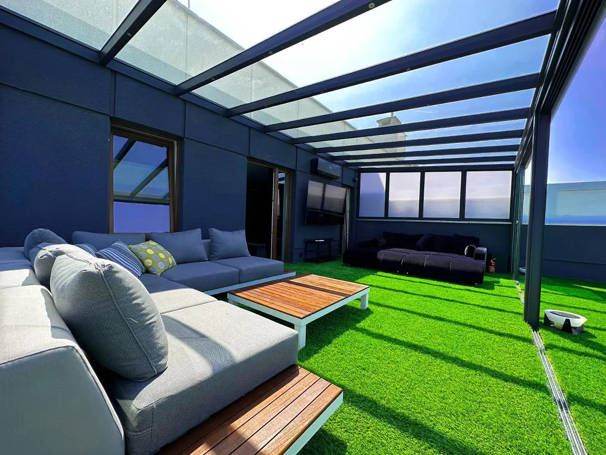 Luxury Apartament Z Duzym Tarasem - Park City 포즈난 0*,  폴란드