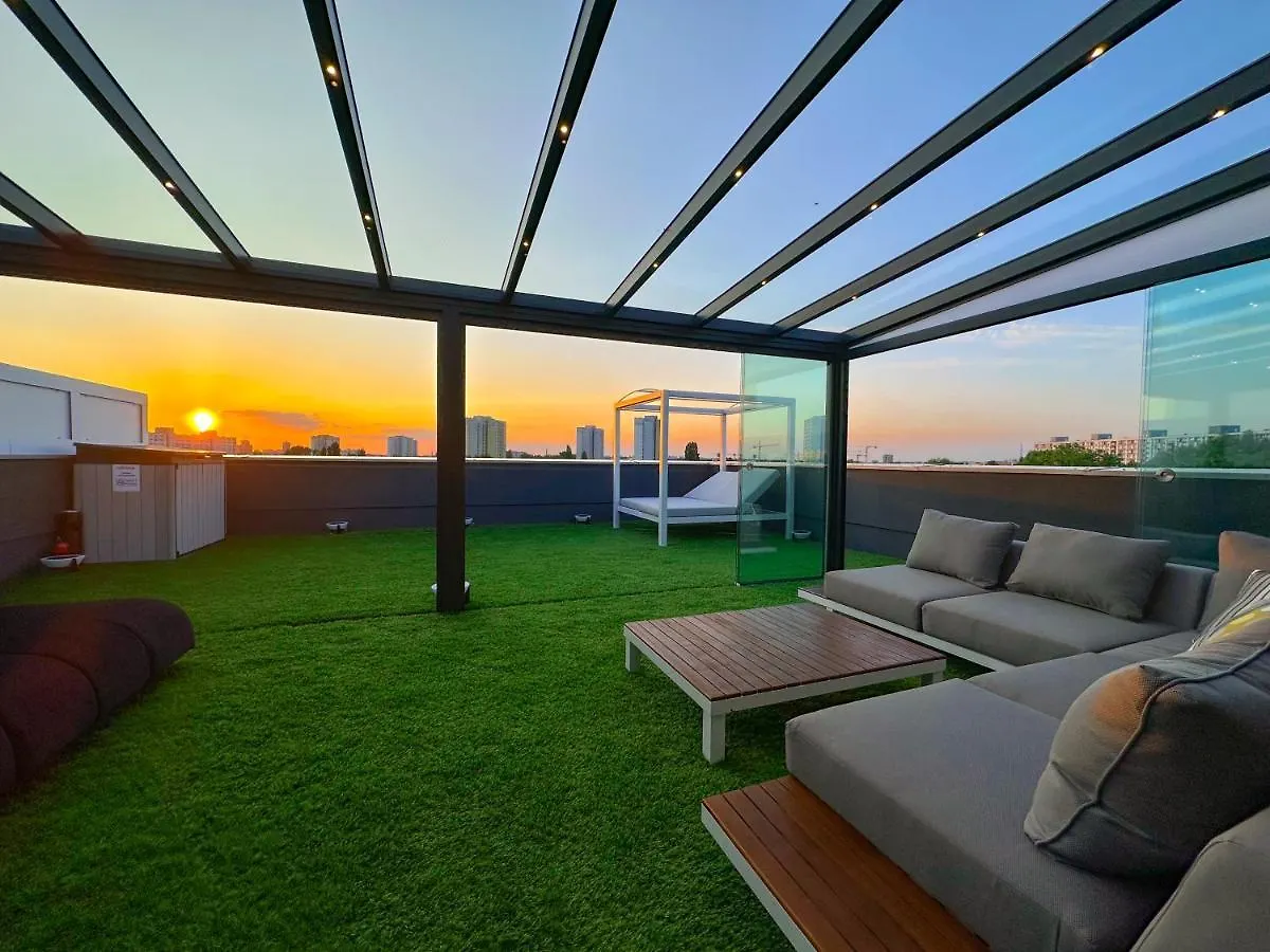 아파트 Luxury Apartament Z Duzym Tarasem - Park City 포즈난